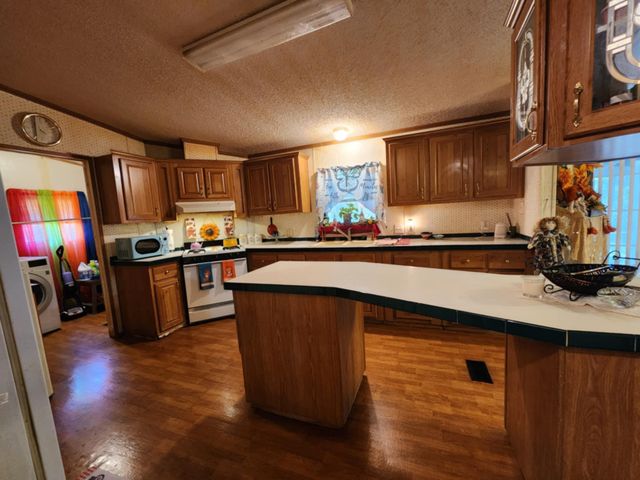 108 Mesquite LN, Burnet, TX 78611