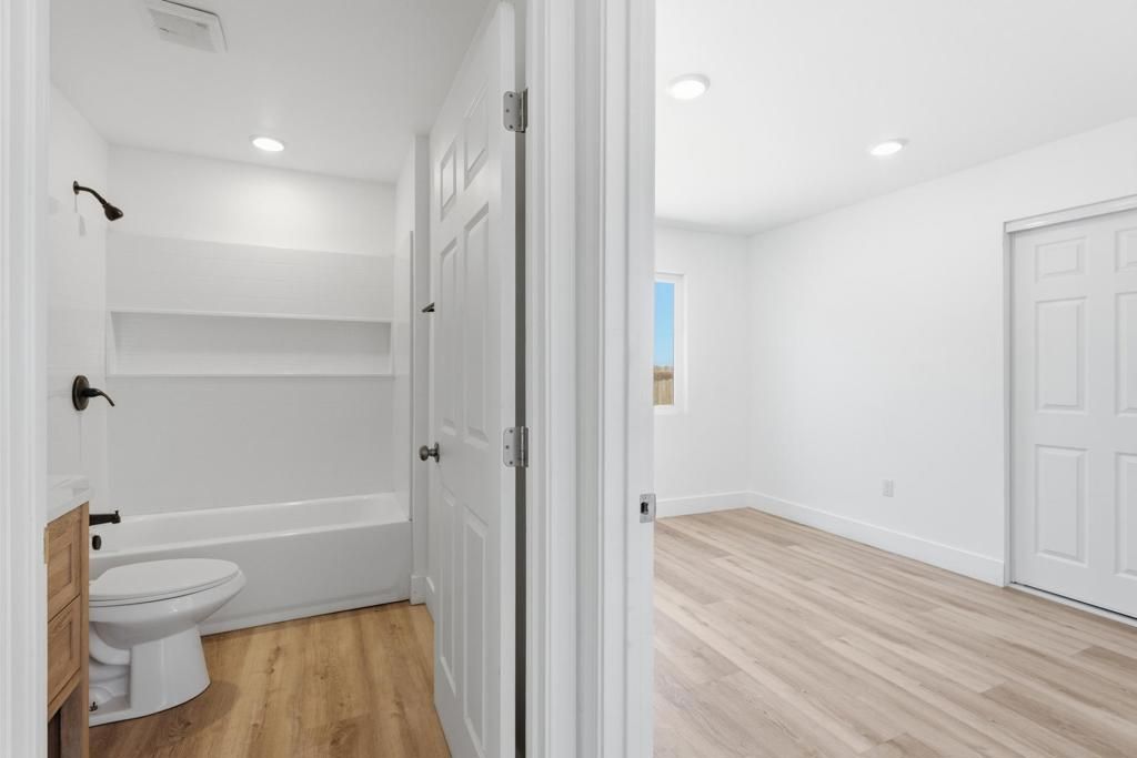 Image 10 of property listing at 2184 Riviera Court, Thermal, CA 92274