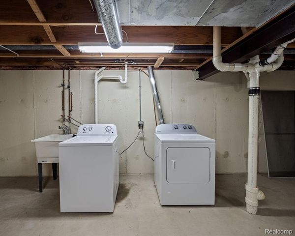 1888 Webster Street, Birmingham, MI 48009