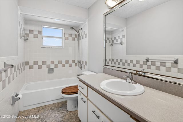 485 Milford Point Drive, Merritt Island, FL 32952