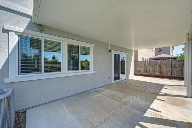 7136 Corvus Cir, Roseville, CA 95747