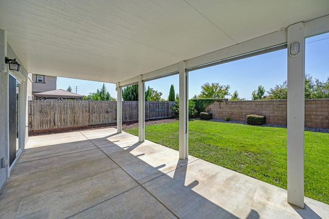 7136 Corvus Cir, Roseville, CA 95747