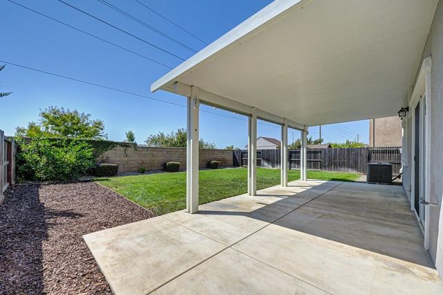 7136 Corvus Cir, Roseville, CA 95747