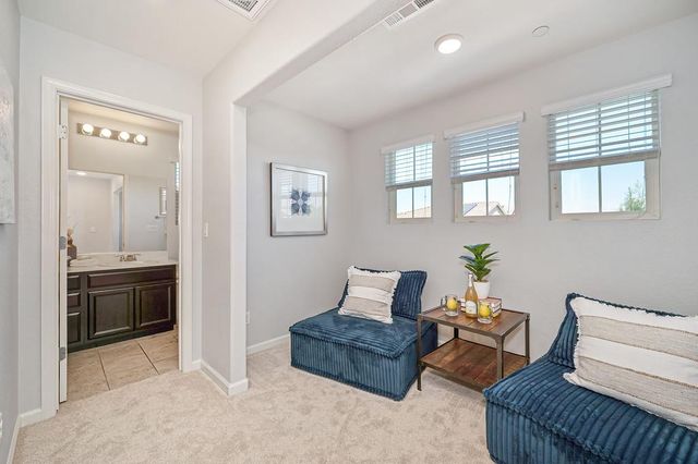 7136 Corvus Cir, Roseville, CA 95747