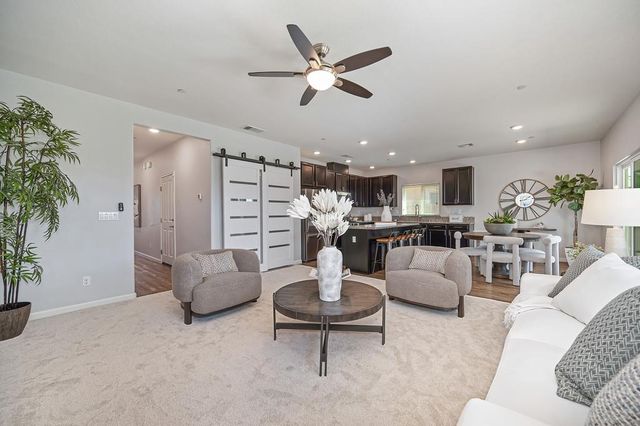 7136 Corvus Cir, Roseville, CA 95747