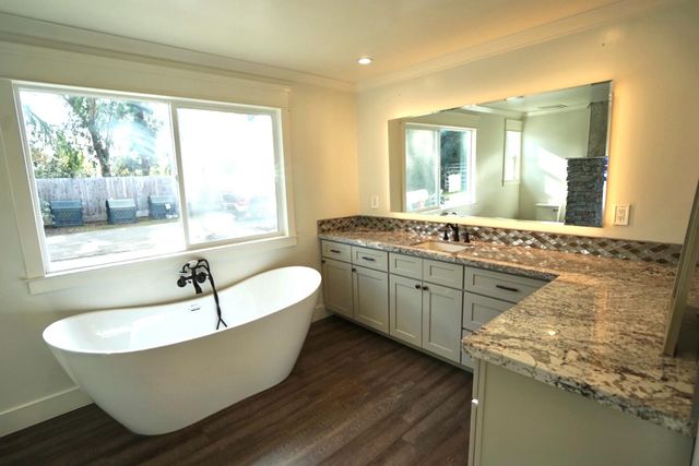 10340 Fowler Avenue, Clovis, CA 93619