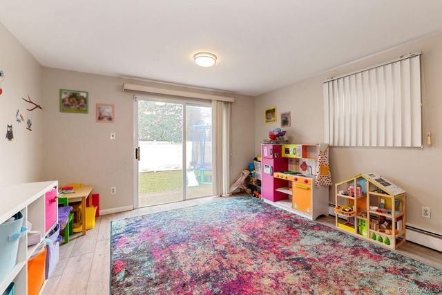 409 barnard Avenue, Woodmere, NY 11559