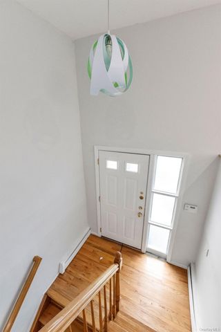 409 barnard Avenue, Woodmere, NY 11559