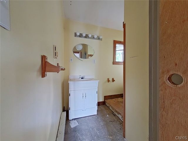 220 3rd Avenue, Frankfort, NY 13340