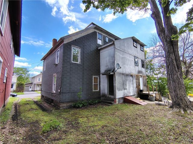 220 3rd Avenue, Frankfort, NY 13340
