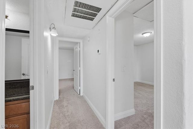 9325 West Desert Inn Road 218, Las Vegas, NV 89117