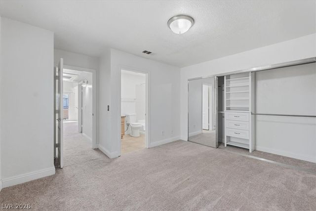 9325 West Desert Inn Road 218, Las Vegas, NV 89117