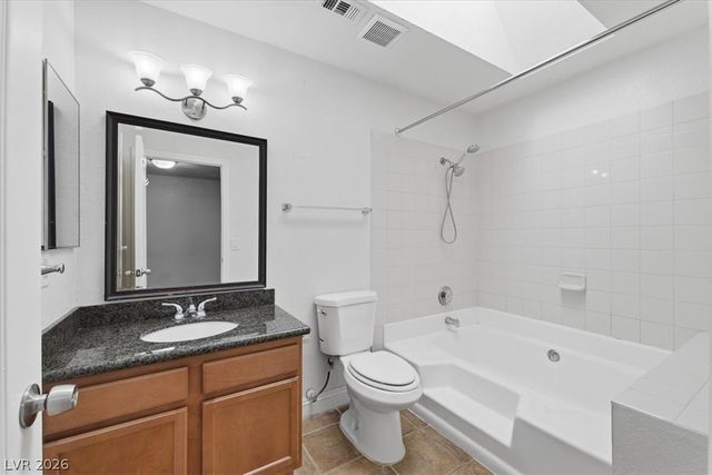 9325 West Desert Inn Road 218, Las Vegas, NV 89117