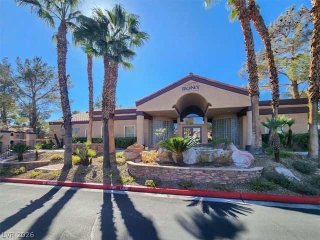 9325 West Desert Inn Road 218, Las Vegas, NV 89117