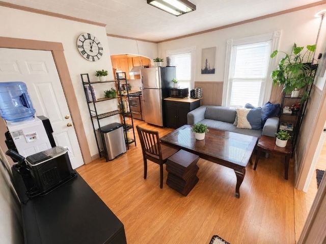 33 Jefferson St 3, Cambridge, MA 02141