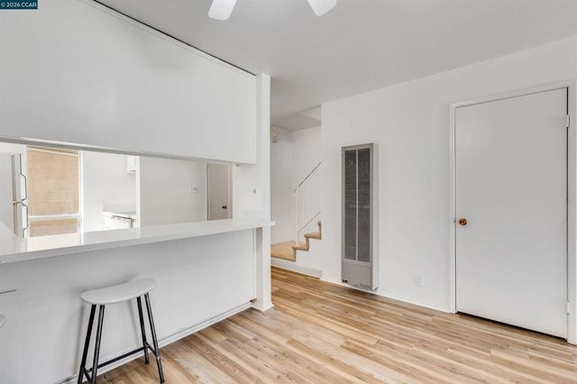 1731 Ellis St 16, Concord, CA 94520