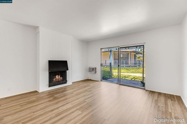1731 Ellis St 16, Concord, CA 94520