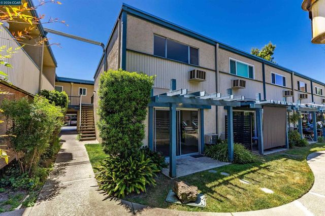 1731 Ellis St 16, Concord, CA 94520