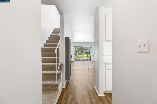1731 Ellis St 16, Concord, CA 94520