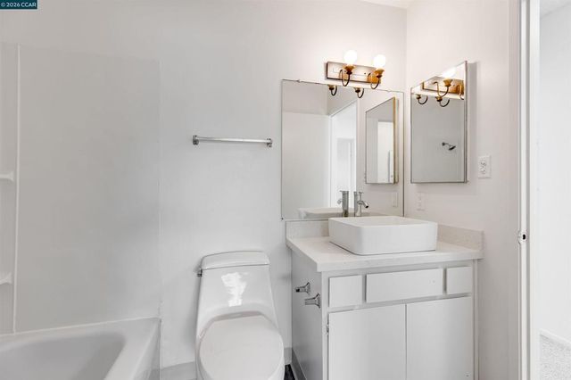 1731 Ellis St 16, Concord, CA 94520
