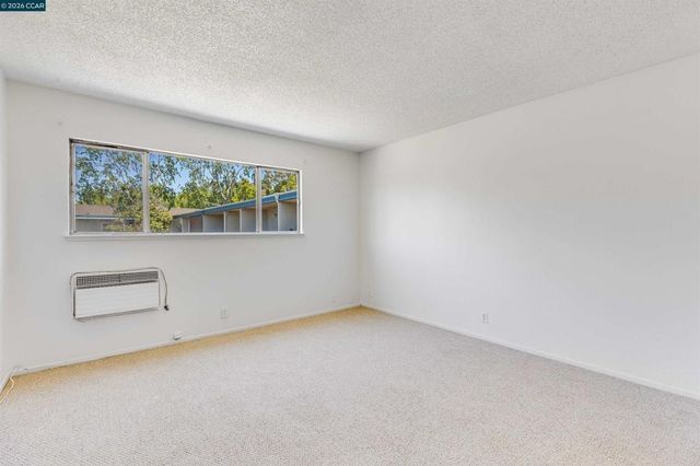 1731 Ellis St 16, Concord, CA 94520