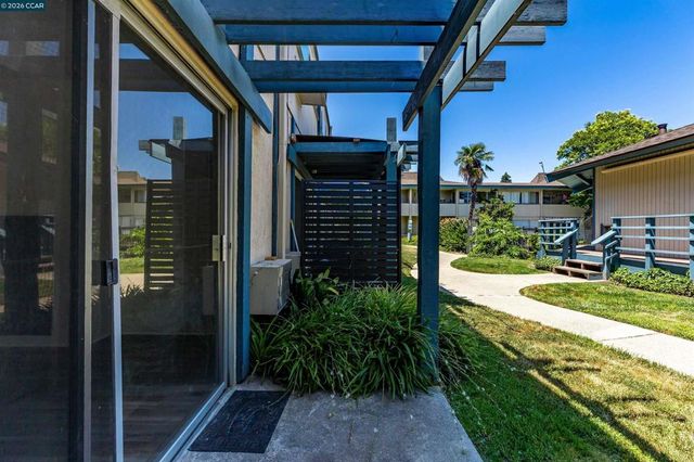 1731 Ellis St 16, Concord, CA 94520