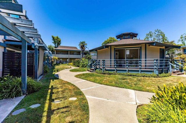 1731 Ellis St 16, Concord, CA 94520