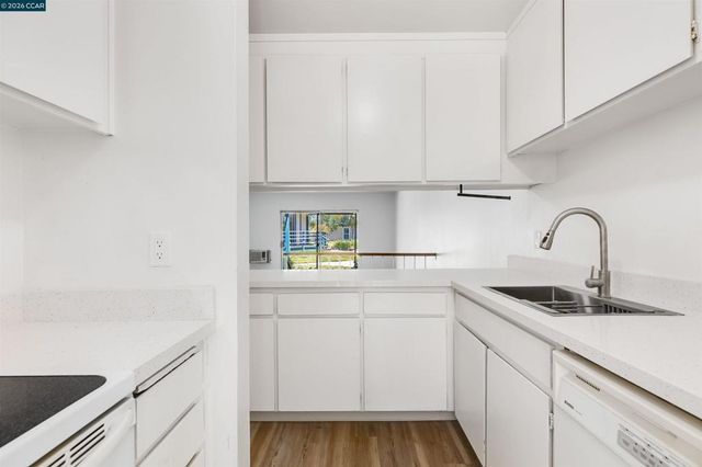 1731 Ellis St 16, Concord, CA 94520