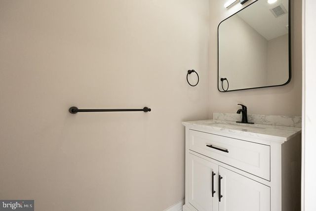 199 LAKE DR, Atco, NJ 08004