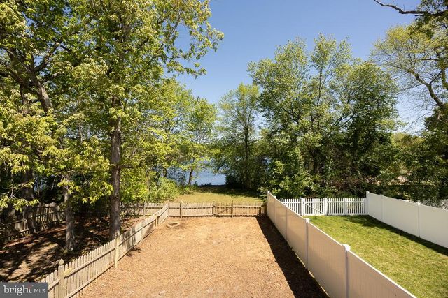 199 LAKE DR, Atco, NJ 08004