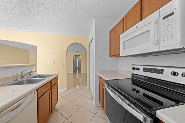 2750 DODDS LANE, Kissimmee, FL 34743