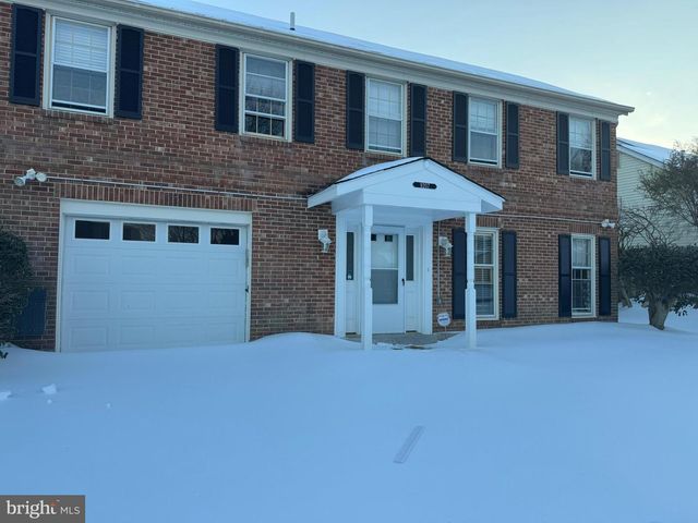 9207 HUNTING PINES PL, Fairfax, VA 22032