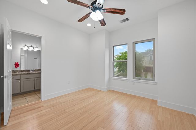 3306 Thomas Kincheon ST, Austin, TX 78745