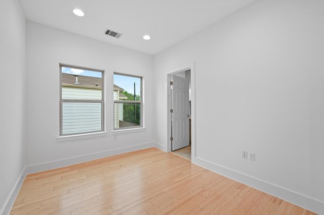 3306 Thomas Kincheon ST, Austin, TX 78745