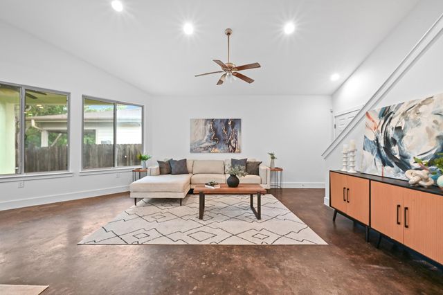 3306 Thomas Kincheon ST, Austin, TX 78745