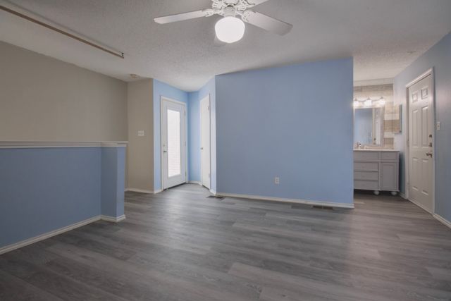 2301 Basil Drive F211, Arlington, TX 76006