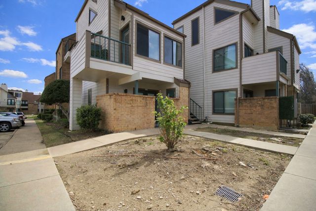 2301 Basil Drive F211, Arlington, TX 76006