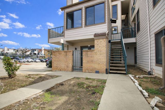 2301 Basil Drive F211, Arlington, TX 76006