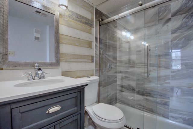 2301 Basil Drive F211, Arlington, TX 76006