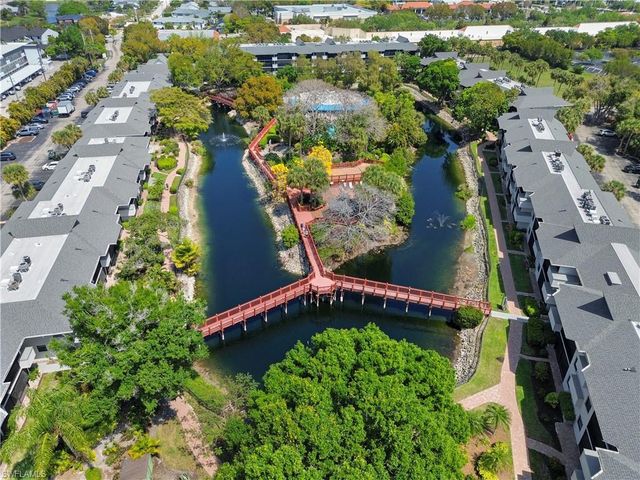 600 Neapolitan WAY 127, Naples, FL 34103