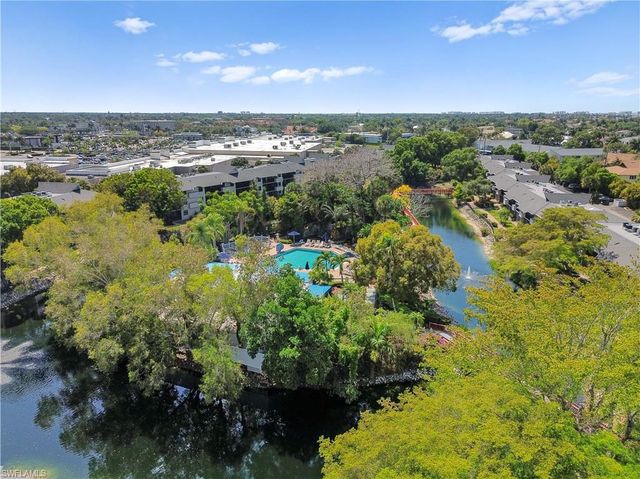 600 Neapolitan WAY 127, Naples, FL 34103