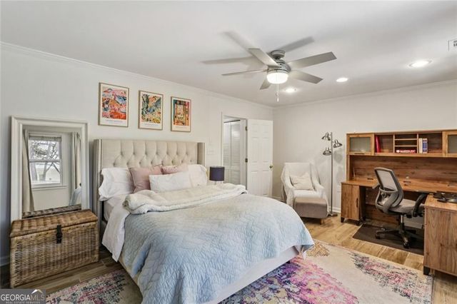 18 Sycamore Station, Decatur, GA 30030