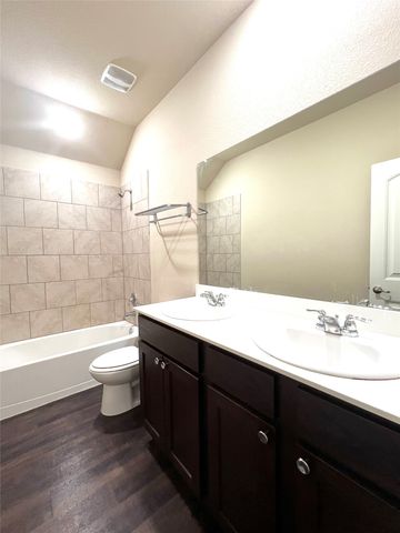 569 W Kara Drive, Fate, TX 75087