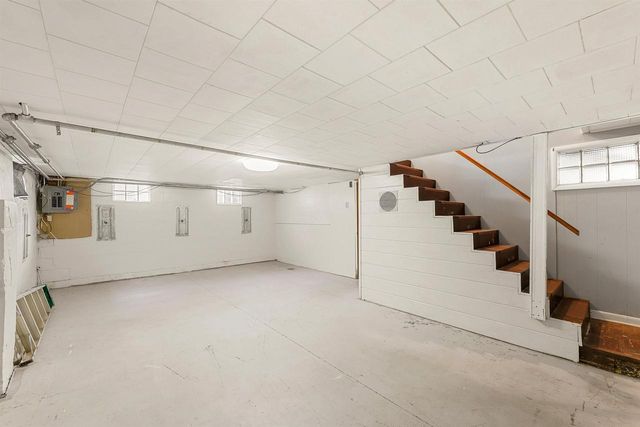 55 ROYAL AVENUE, Fond Du Lac, WI 54935