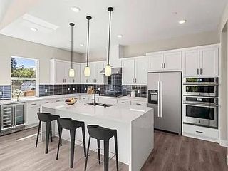 446 Canyon Creek Dr, Auburn, CA 95603