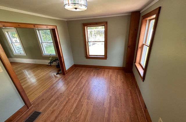 29 River Road, New Ipswich, NH 03071