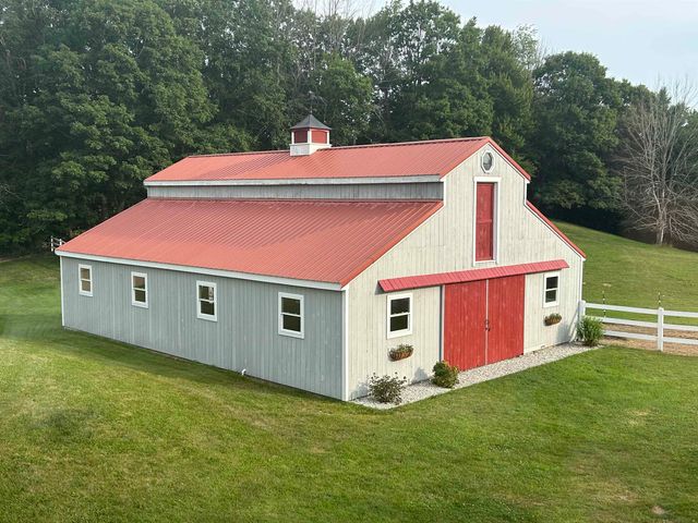 29 River Road, New Ipswich, NH 03071