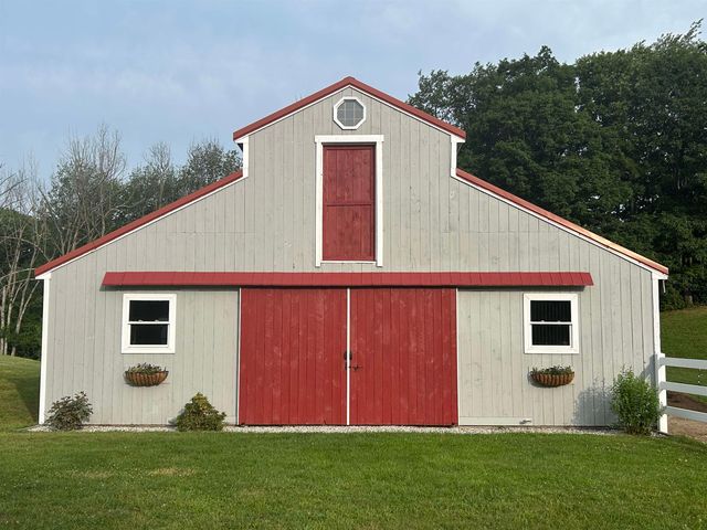 29 River Road, New Ipswich, NH 03071