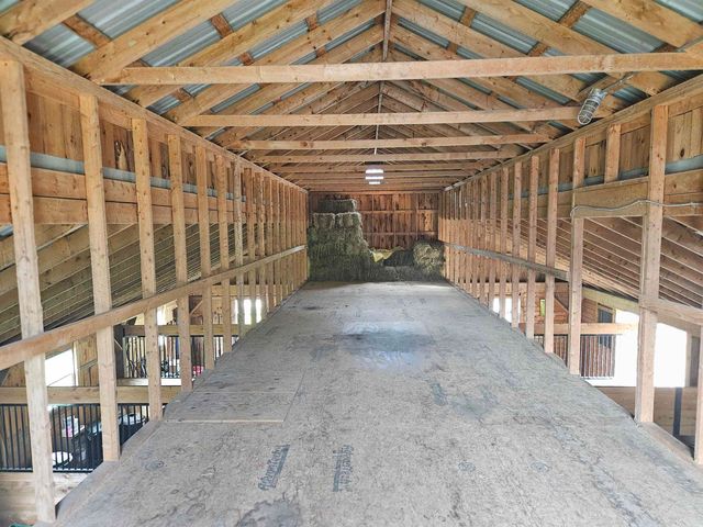 29 River Road, New Ipswich, NH 03071