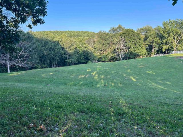 29 River Road, New Ipswich, NH 03071